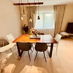 Lilac Luxury Villa Prague Villa *
