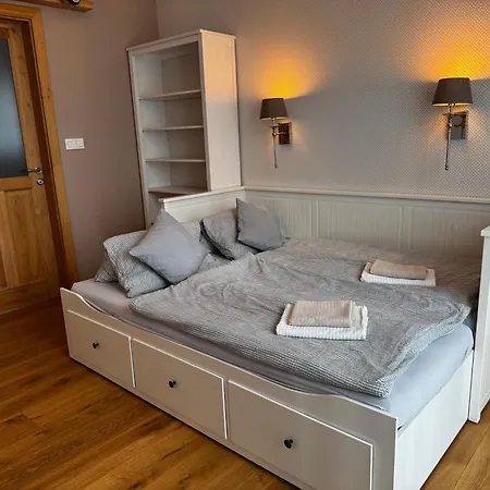 Lilac Luxury Villa Prague * Ohrobec