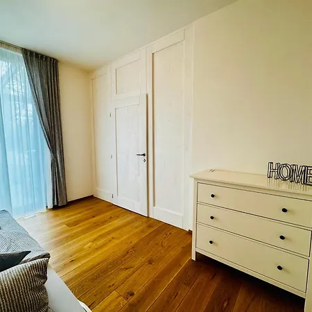 Villa Lilac Luxury Prague Ohrobec
