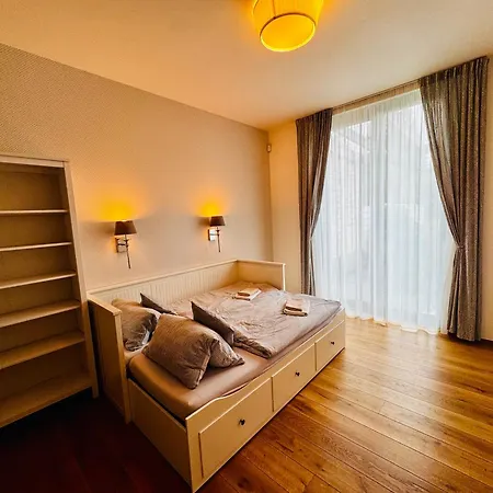 Lilac Luxury Prague * Ohrobec