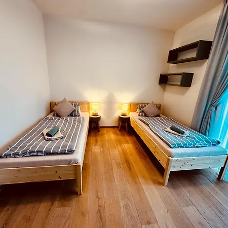 Lilac Luxury Prague * Ohrobec