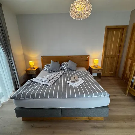 Villa Lilac Luxury Prague Ohrobec